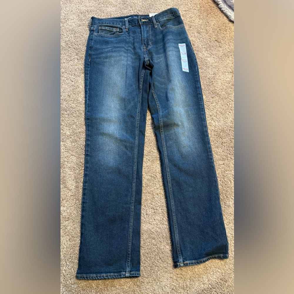 NWT Old Navy Men's Straight fit Jeans - size 30x32
